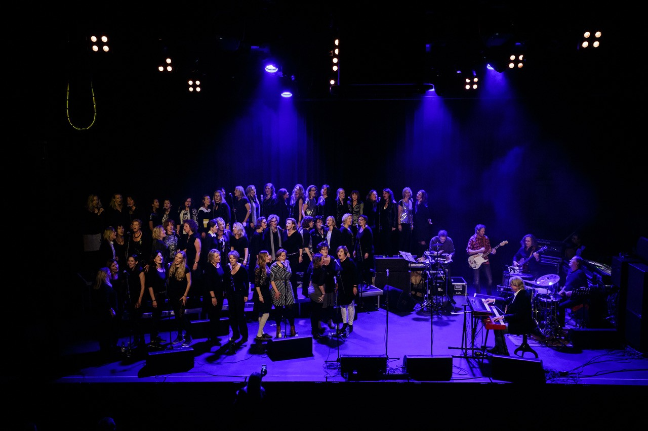 Beth Hart &copy; Dennis Beekelaar 12.jpg