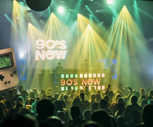 Get in the mood afbeelding voor: 90s NOW