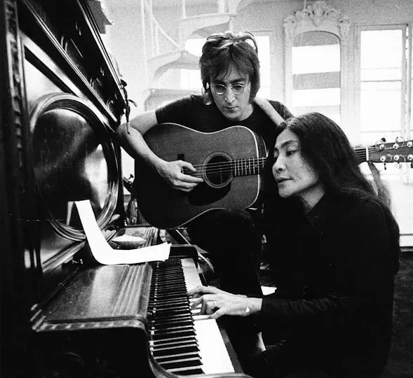 Grote evenementafbeelding: One to One: John & Yoko • Haarlem Vinyl Festival