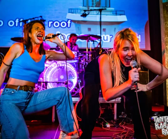 Get in the mood afbeelding voor: Tante Joke Karaoke Band