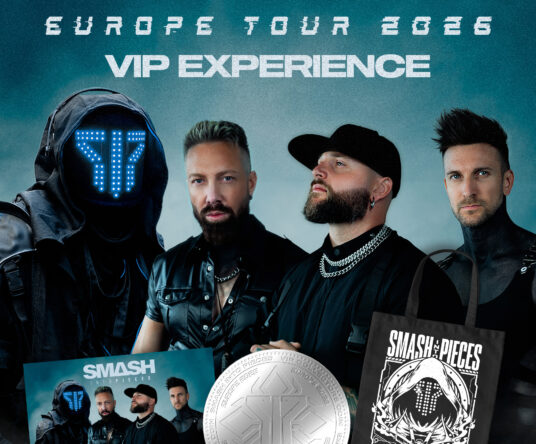 Get in the mood afbeelding voor: Smash Into Pieces