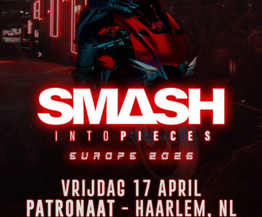 Get in the mood afbeelding voor: Smash Into Pieces