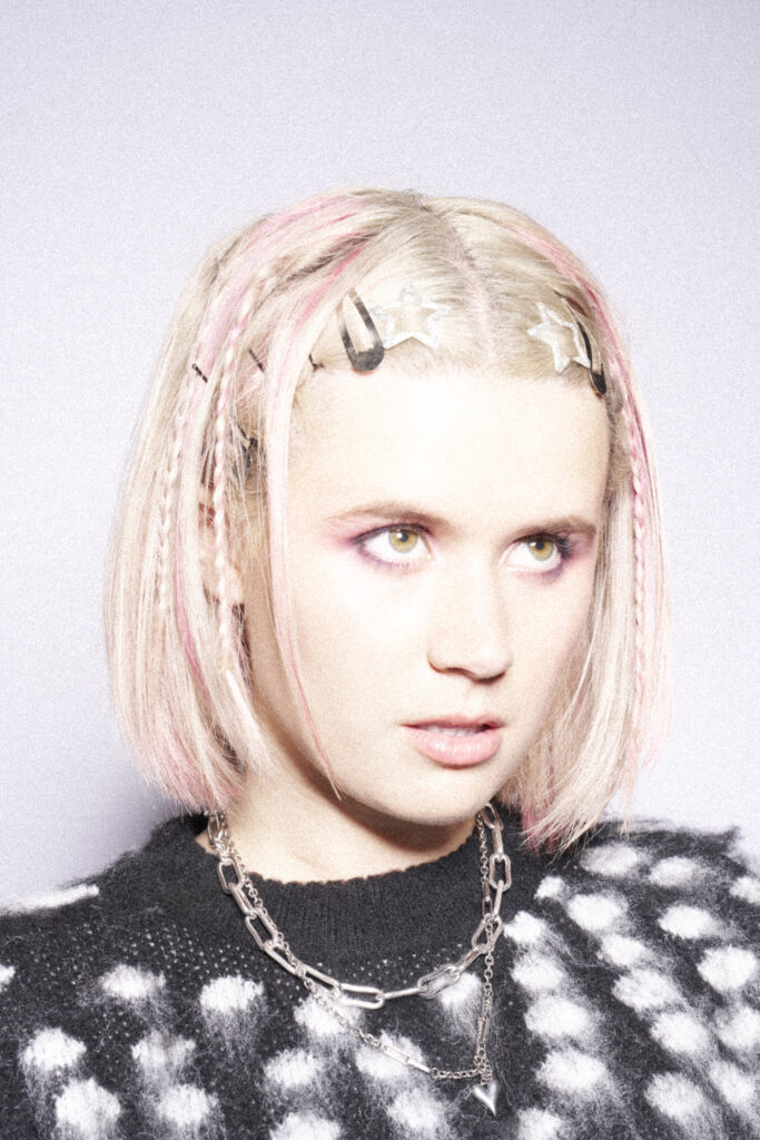 Afbeelding voor support act: Hana Lili