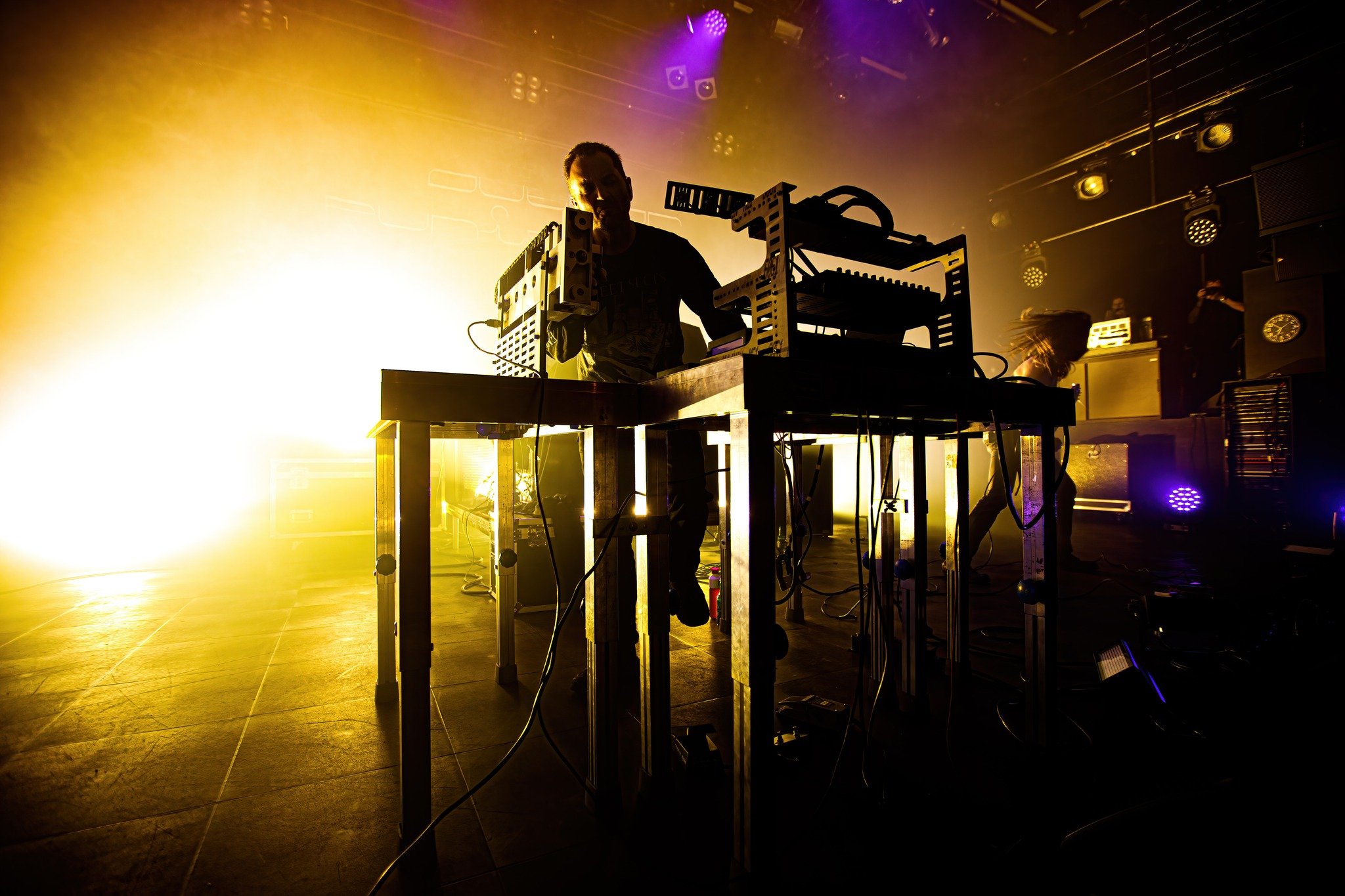 Author & Punisher + Fange