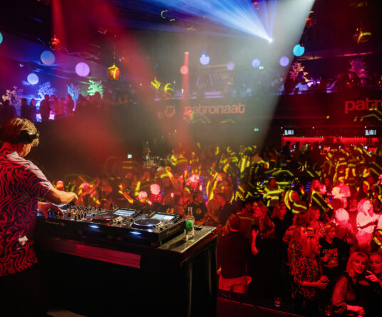 Get in the mood afbeelding voor: 2Generations