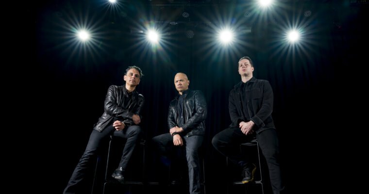 Evenementafbeelding: Danko Jones + Split Dogs