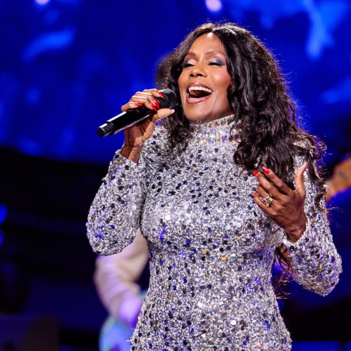 Grote evenementafbeelding: Donna’s Hot Stuff