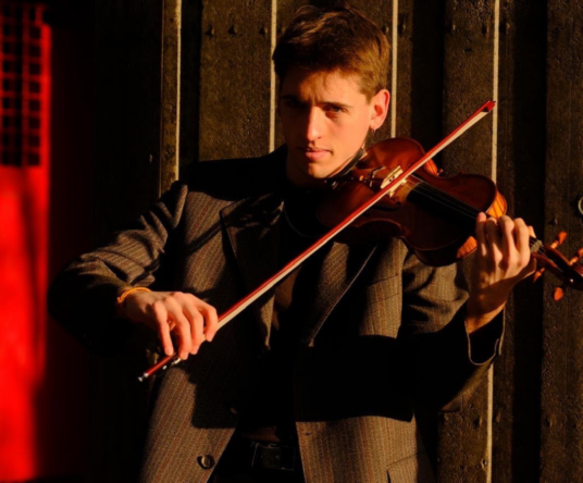 Get in the mood afbeelding voor: Artin Muziek & Friends