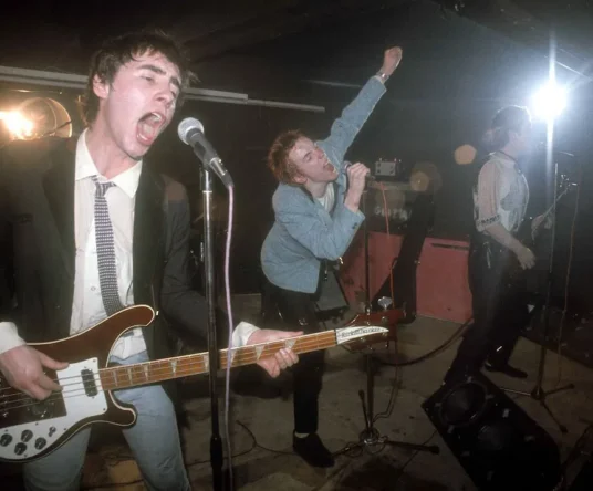 Get in the mood afbeelding voor: I Was A Teenage Sex Pistol • Schuur