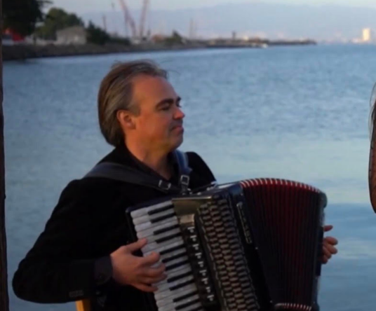 Get in the mood afbeelding voor: Artin Muziek & Friends