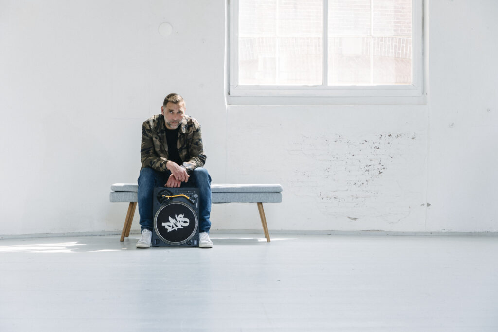 Afbeelding voor support act: DJ DNS