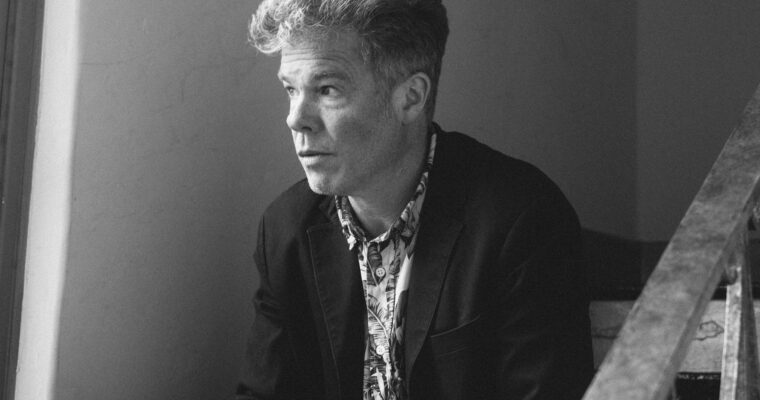 Evenementafbeelding: An Evening with Josh Ritter (Solo) • Doopsgezind Haarlem