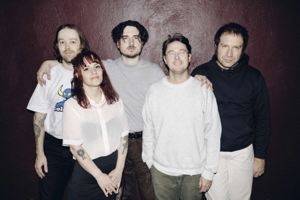 Afbeelding voor support act: Gouge Away